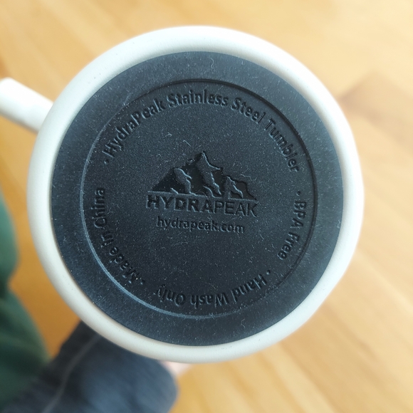 SOLD Hydrapeak Artisan Collection Strawberry Water Bottle - White - Picture 4 of 6